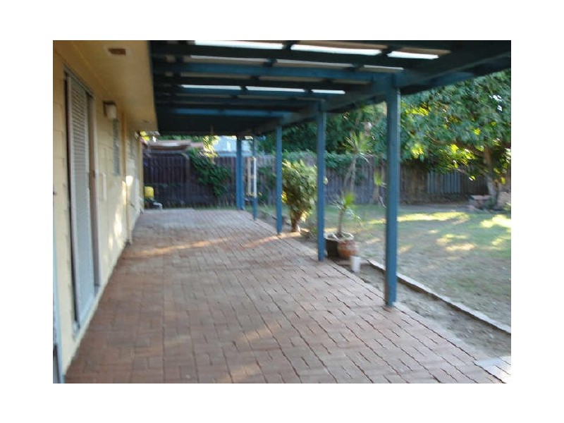 5 Sun Court, Banksia Beach QLD 4507