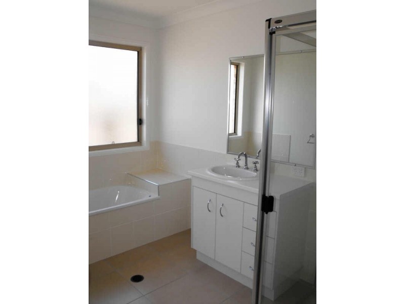 Sandstone Point QLD 4511