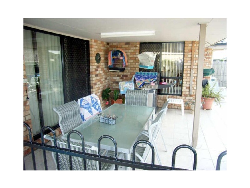 Sandstone Point QLD 4511