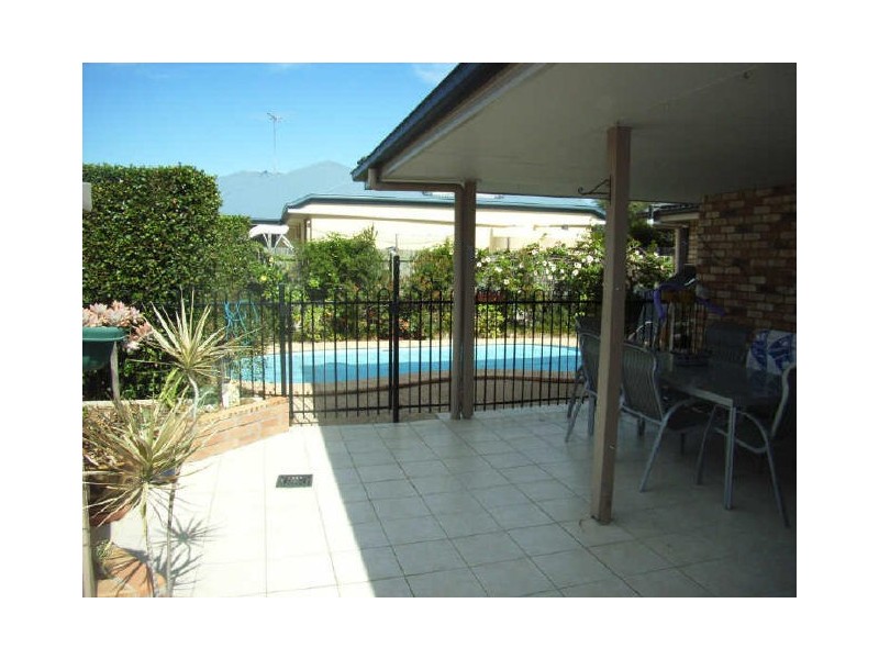 Sandstone Point QLD 4511