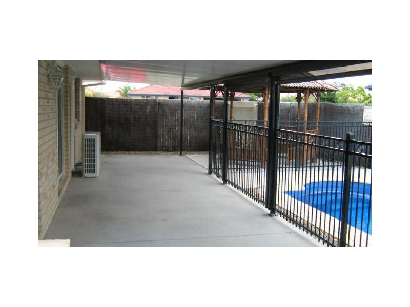 Sandstone Point QLD 4511