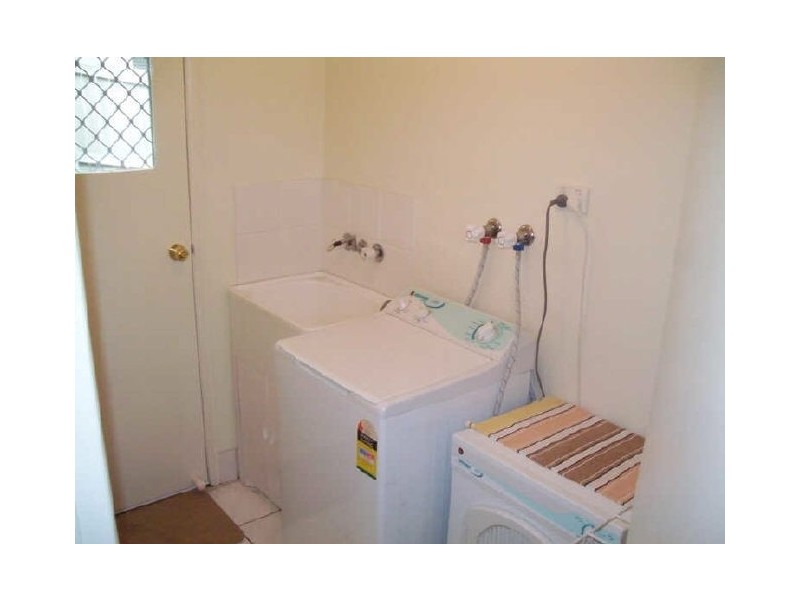 70 Avon Avenue, Banksia Beach QLD 4507