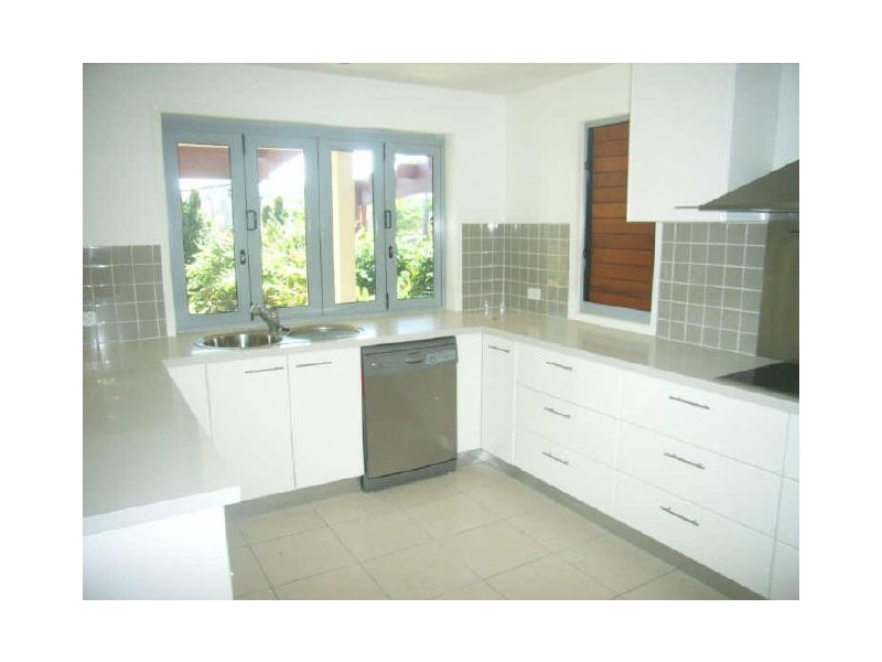 107/8 Spinnaker Drive, Ningi QLD 4511