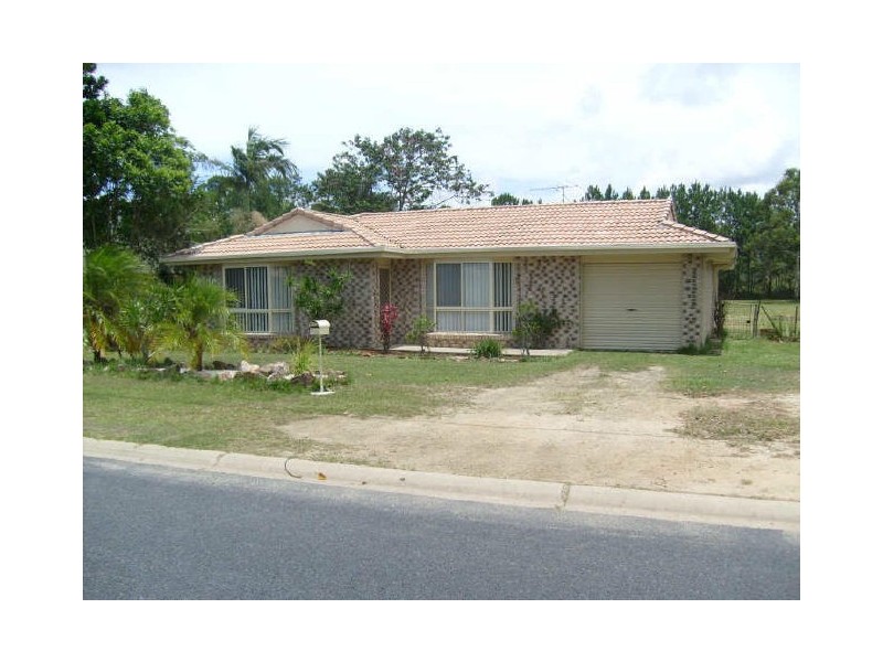 32 LEVER STREET, Ningi QLD 4511