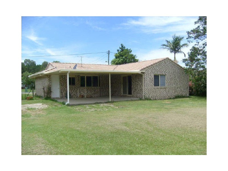 32 LEVER STREET, Ningi QLD 4511