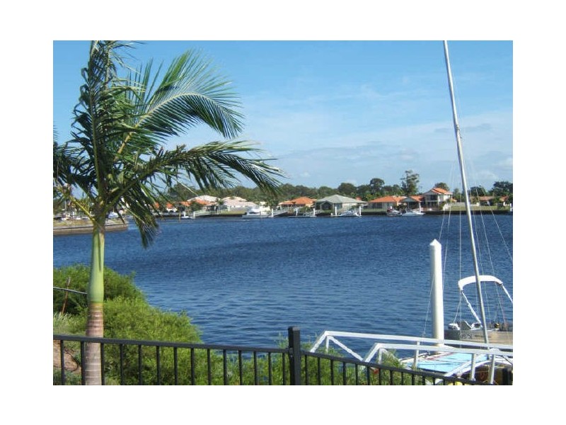 50 North Point, Banksia Beach QLD 4507