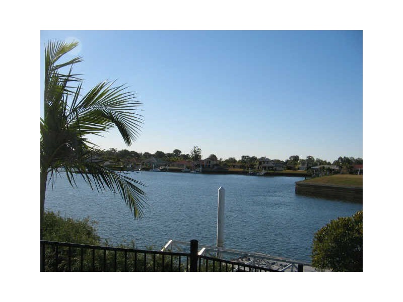 50 North Point, Banksia Beach QLD 4507
