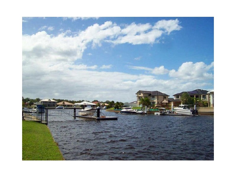 68 Cosmos Avenue, Banksia Beach QLD 4507