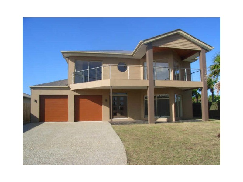 2 Seaeagle Place, Banksia Beach QLD 4507