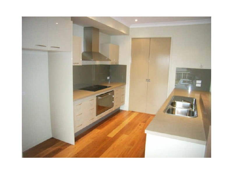 2 Seaeagle Place, Banksia Beach QLD 4507