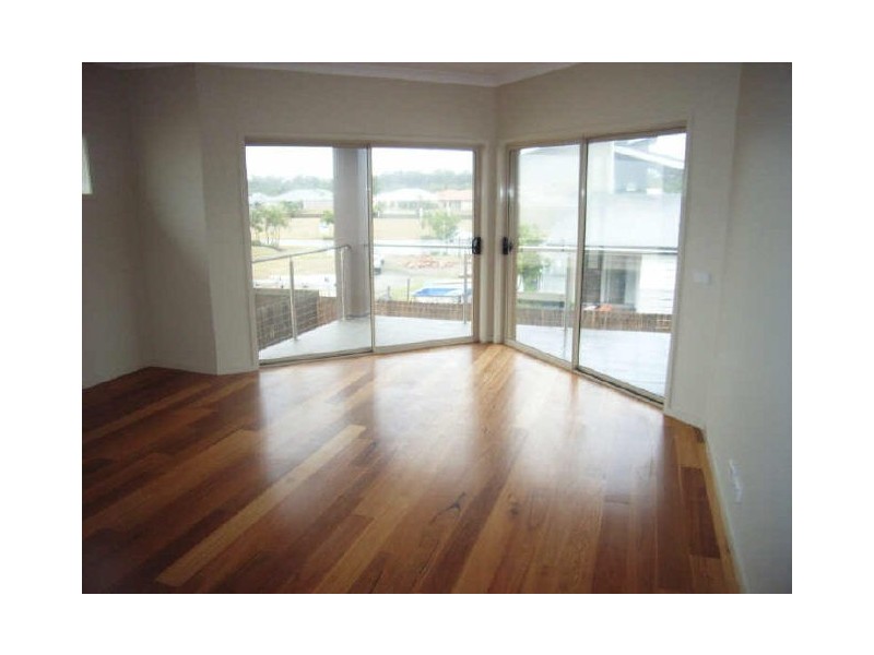 2 Seaeagle Place, Banksia Beach QLD 4507