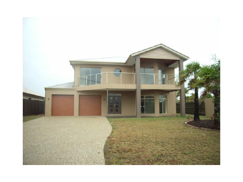 2 Seaeagle Place, Banksia Beach QLD 4507