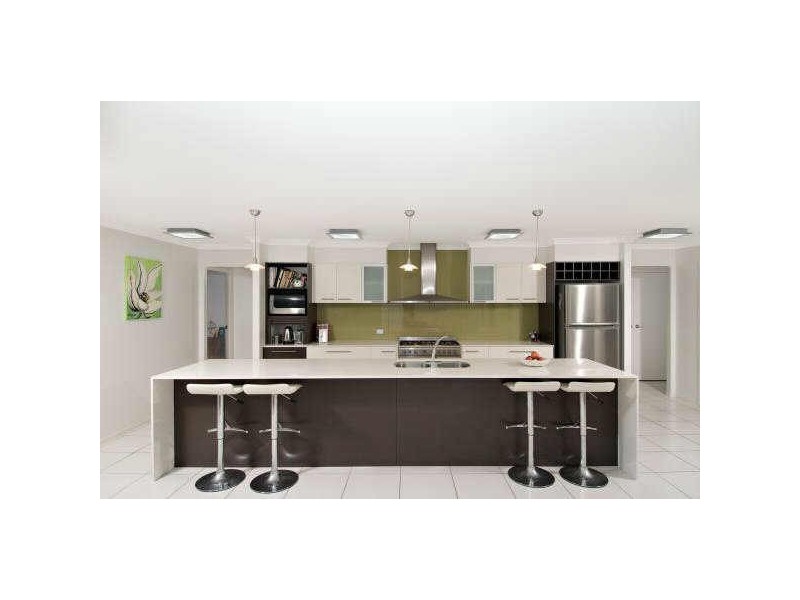7 Pectoral Place, Banksia Beach QLD 4507