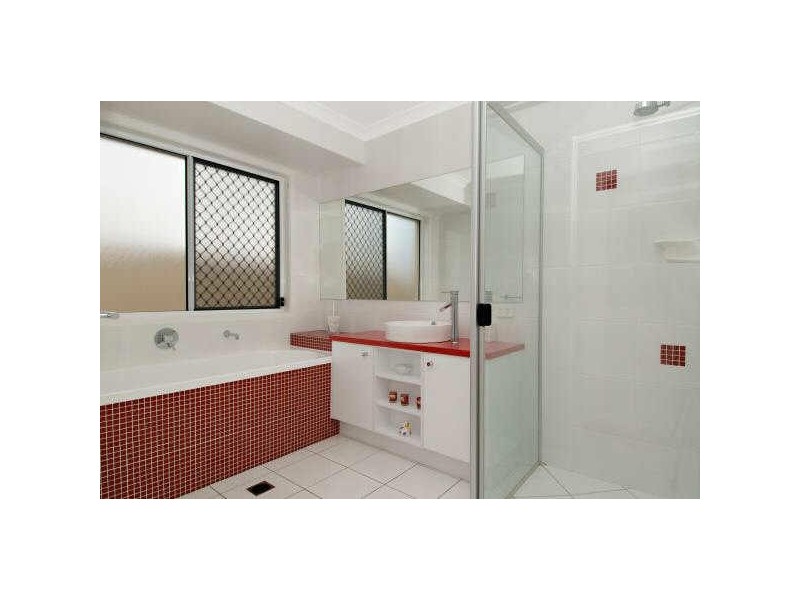7 Pectoral Place, Banksia Beach QLD 4507