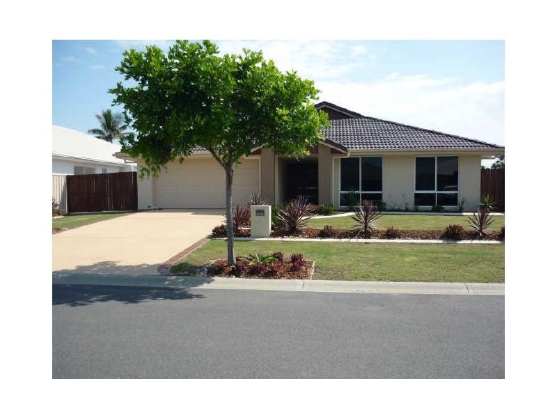 7 Pectoral Place, Banksia Beach QLD 4507