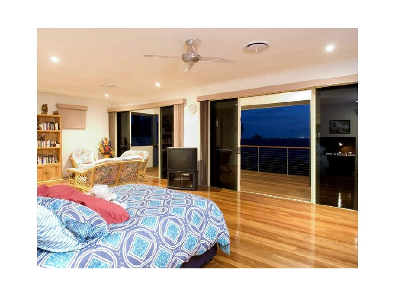 Sandstone Point QLD 4511