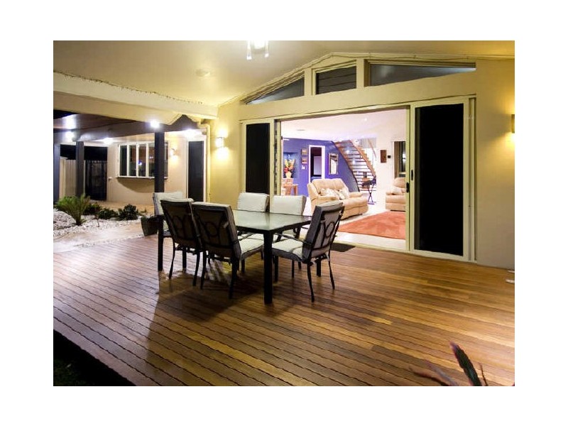 Sandstone Point QLD 4511