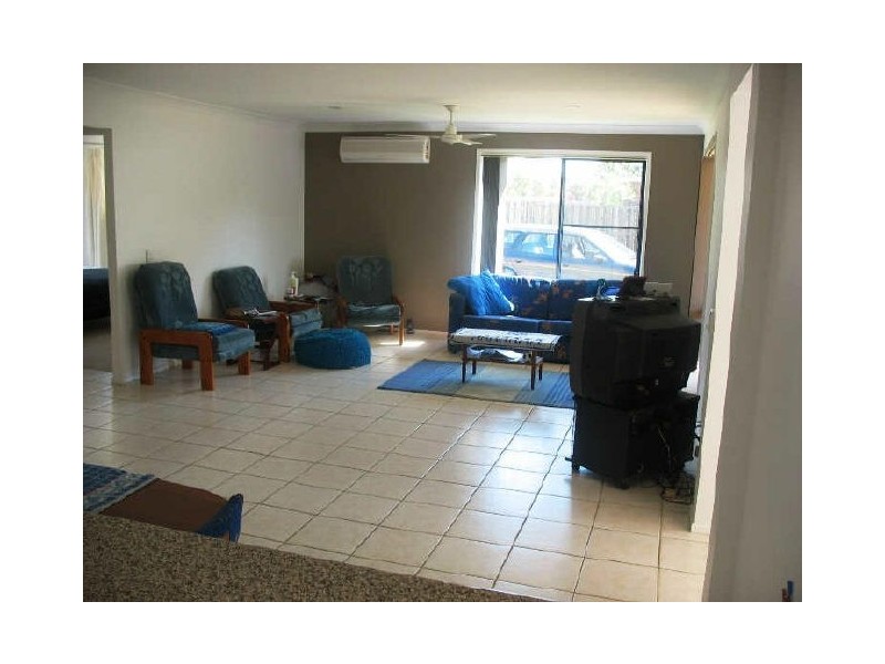 Sandstone Point QLD 4511