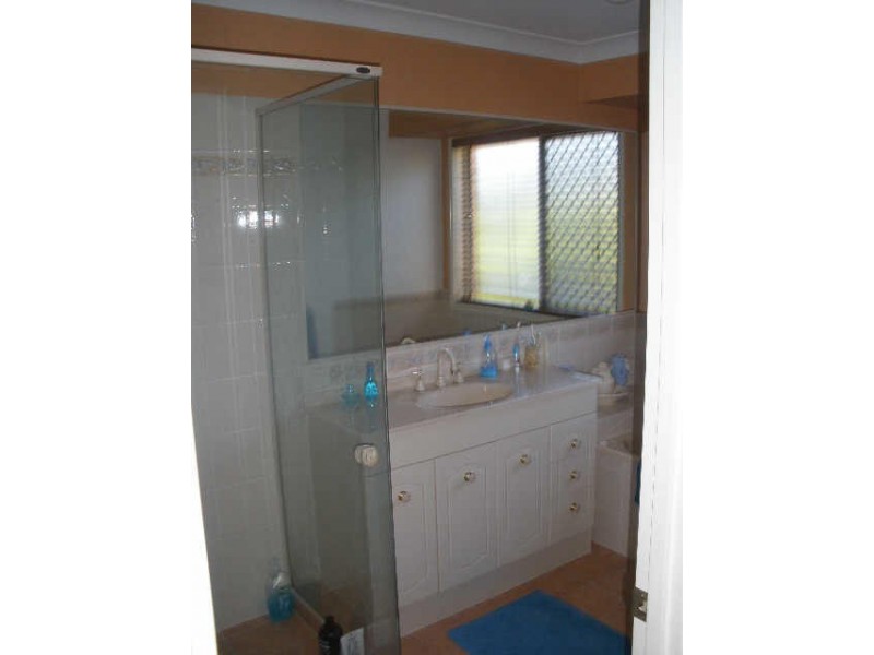 36 Seaforth Street, Sandstone Point QLD 4511