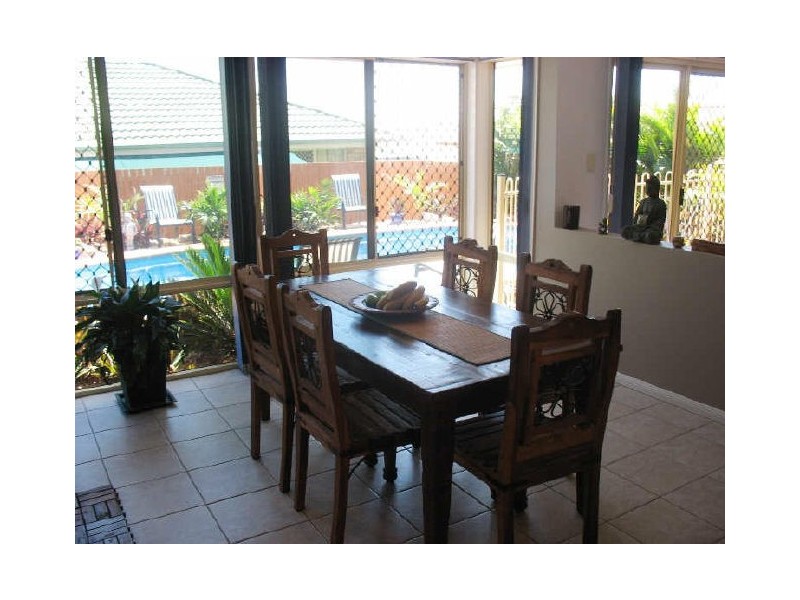 36 Seaforth Street, Sandstone Point QLD 4511