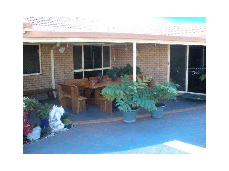 36 Seaforth Street, Sandstone Point QLD 4511
