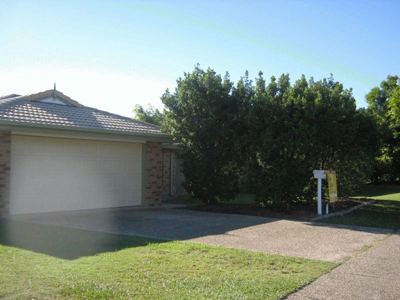 156 Bestmann Road, Sandstone Point QLD 4511