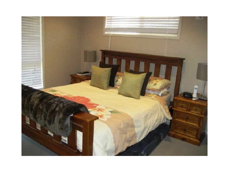 9 Perch Circuit, Sandstone Point QLD 4511