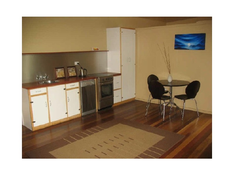 16 Hill St, Bongaree QLD 4507