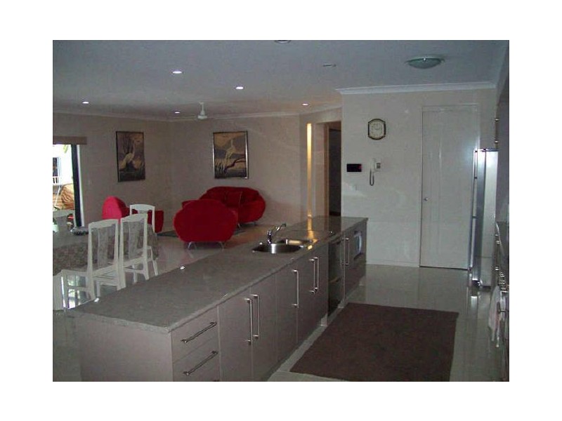 41 Teal Boulevarde, Banksia Beach QLD 4507