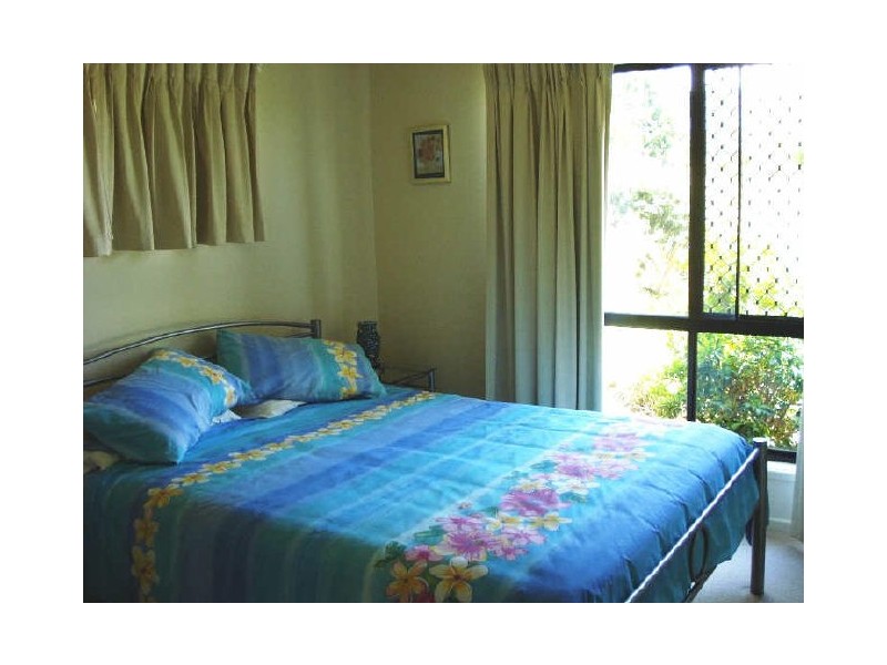 7 Avalon St, Sandstone Point QLD 4511