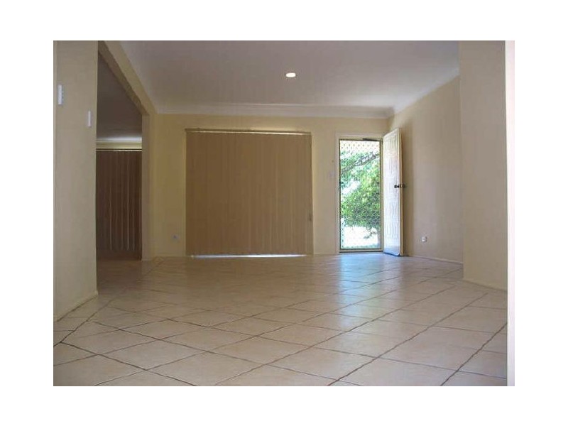 6 Kingfisher Drive, Bongaree QLD 4507