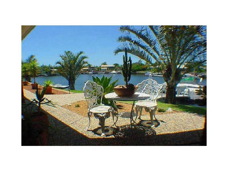 2/22 Island Pde, Banksia Beach QLD 4507