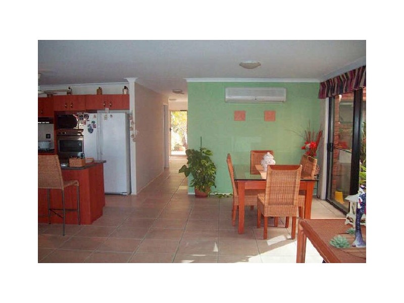 2/22 Island Pde, Banksia Beach QLD 4507