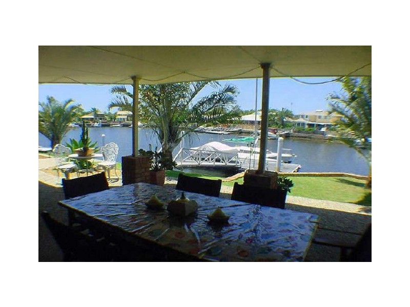 2/22 Island Pde, Banksia Beach QLD 4507