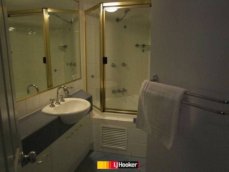 2/5 Links Court, Woorim QLD 4507