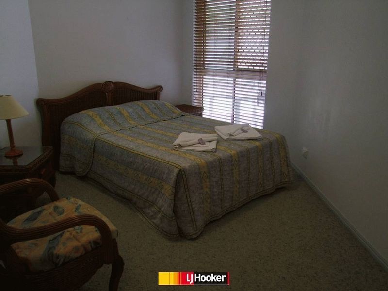 2/5 Links Court, Woorim QLD 4507