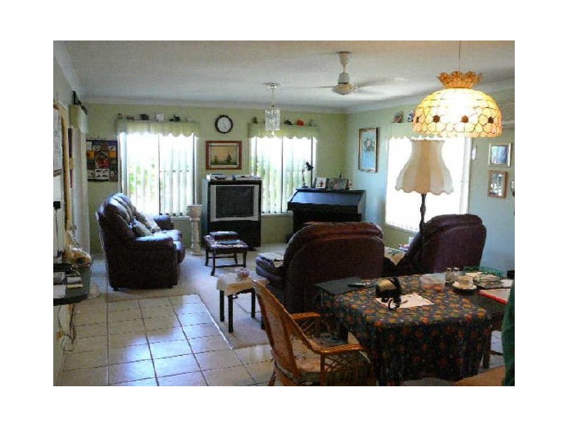 43 Bestman Av, Bongaree QLD 4507