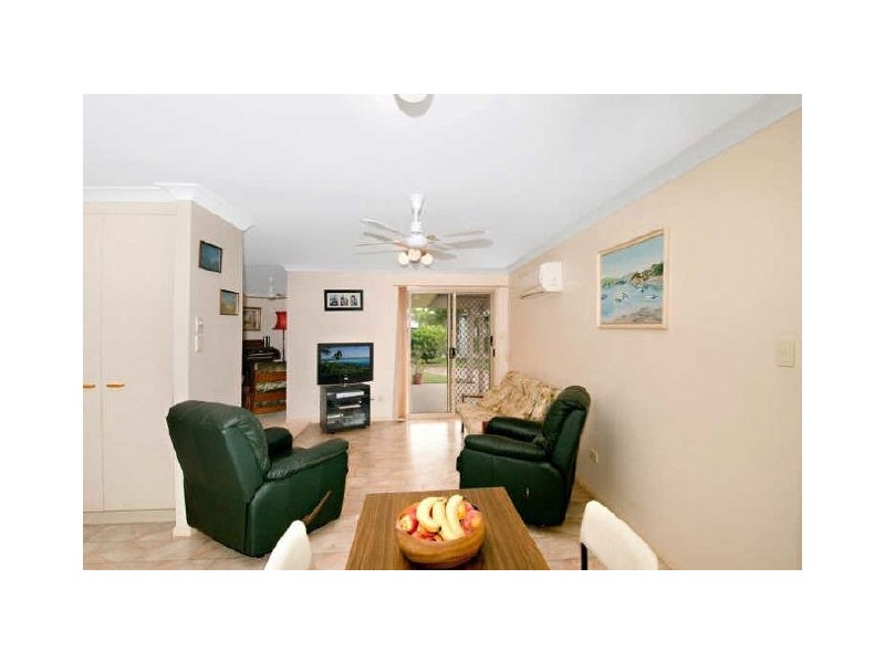 10 Carl Court, Banksia Beach QLD 4507