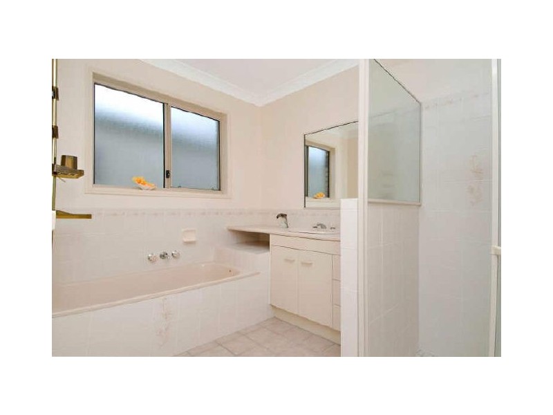 10 Carl Court, Banksia Beach QLD 4507