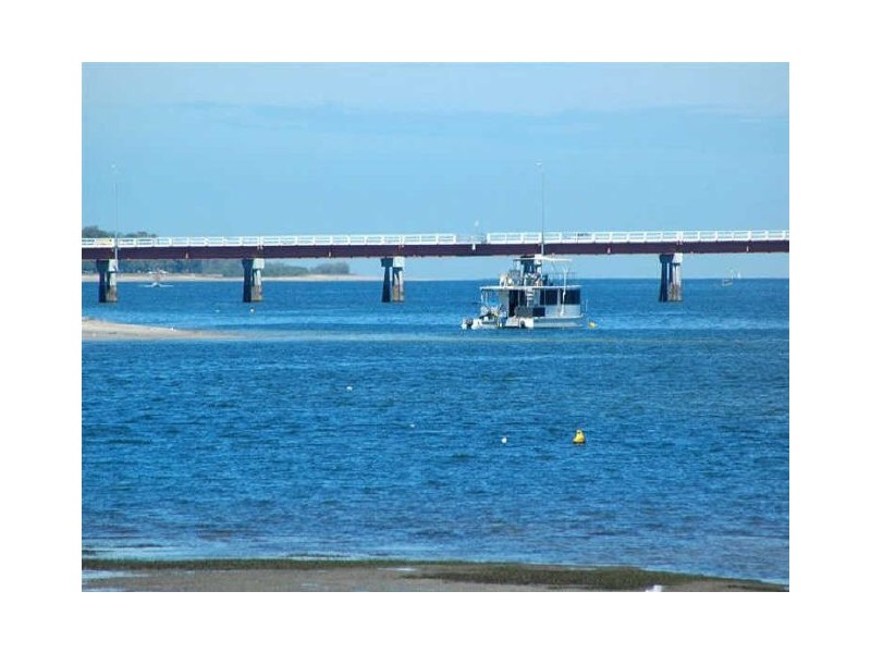 10 Carl Court, Banksia Beach QLD 4507