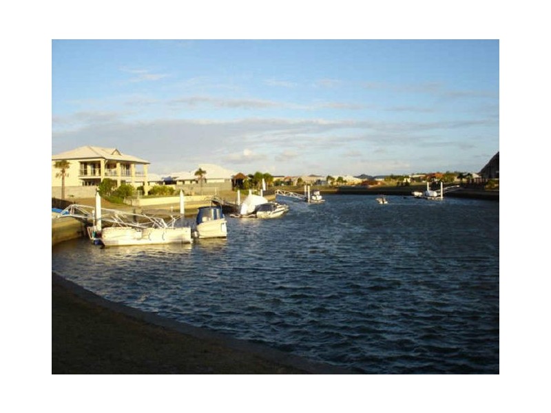 84 Cosmos Avenue, Banksia Beach QLD 4507