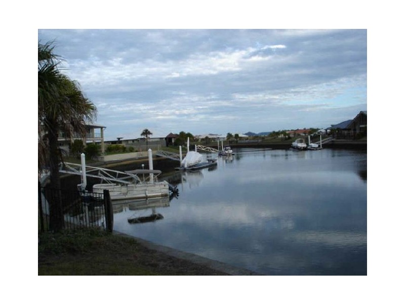 84 Cosmos Avenue, Banksia Beach QLD 4507