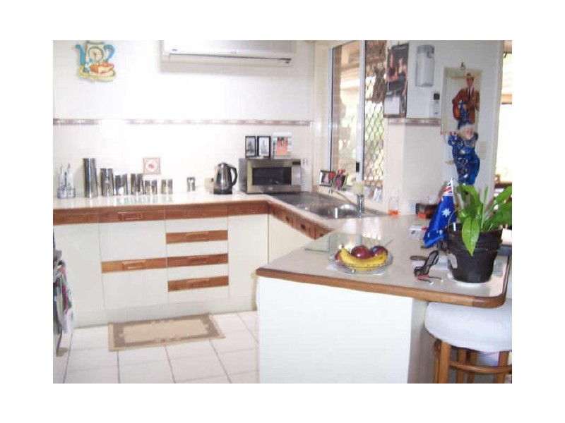 31 Hoya Crescent, Bongaree QLD 4507