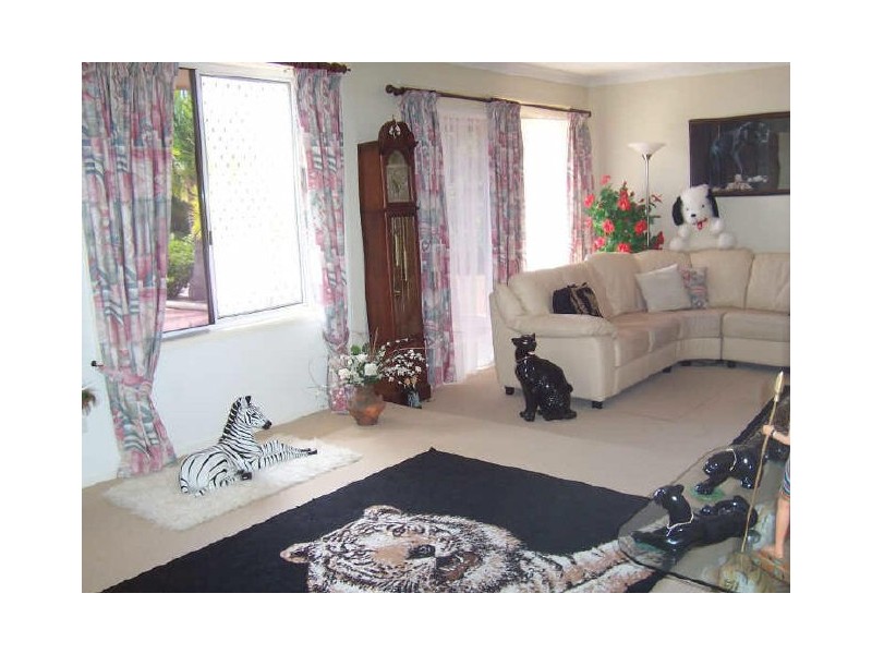 31 Hoya Crescent, Bongaree QLD 4507