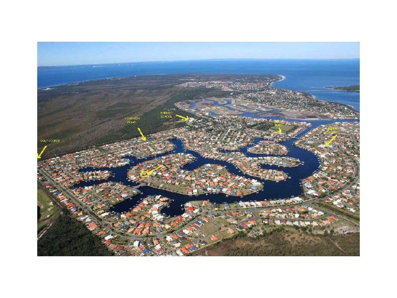 8 Voyagers Drive, Banksia Beach QLD 4507