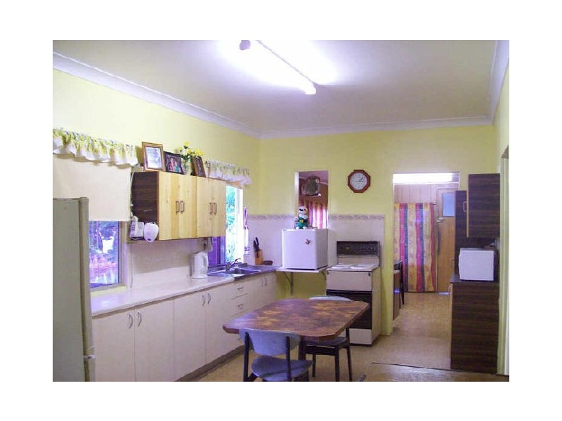 1 Hutchinson Street, Woorim QLD 4507