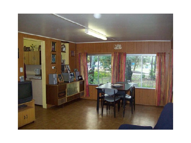 1 Hutchinson Street, Woorim QLD 4507