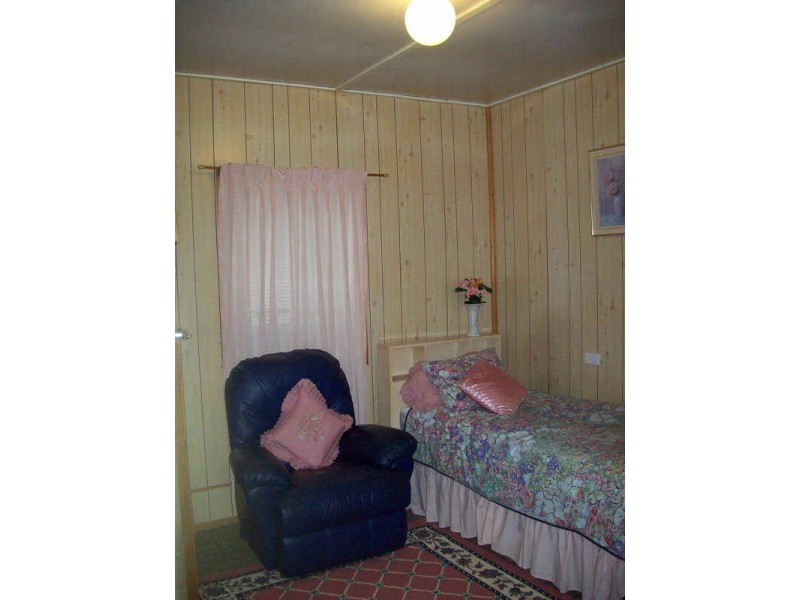 1 Hutchinson Street, Woorim QLD 4507