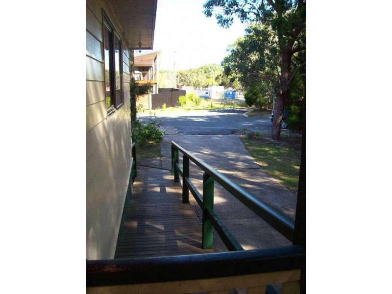 1 Hutchinson Street, Woorim QLD 4507