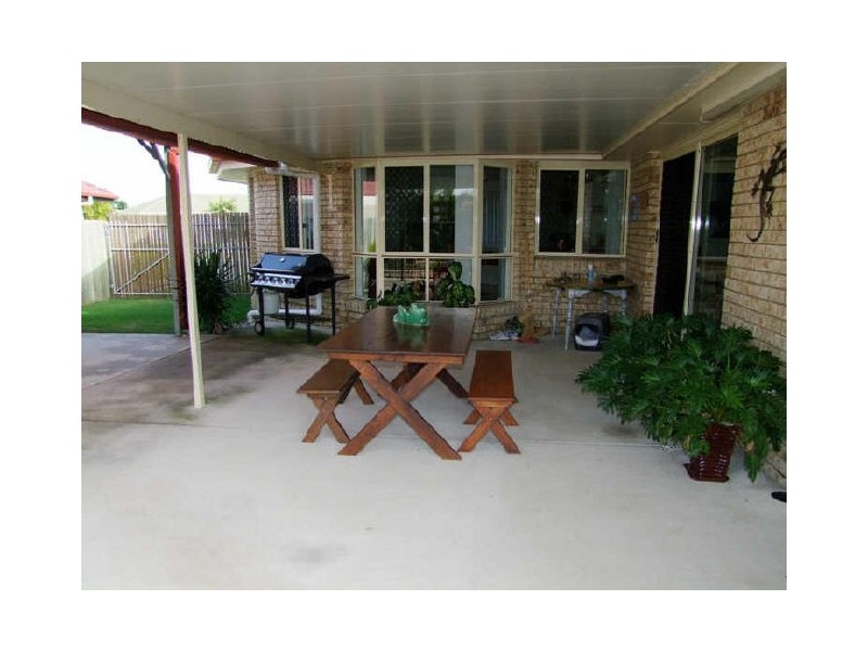 Sandstone Point QLD 4511